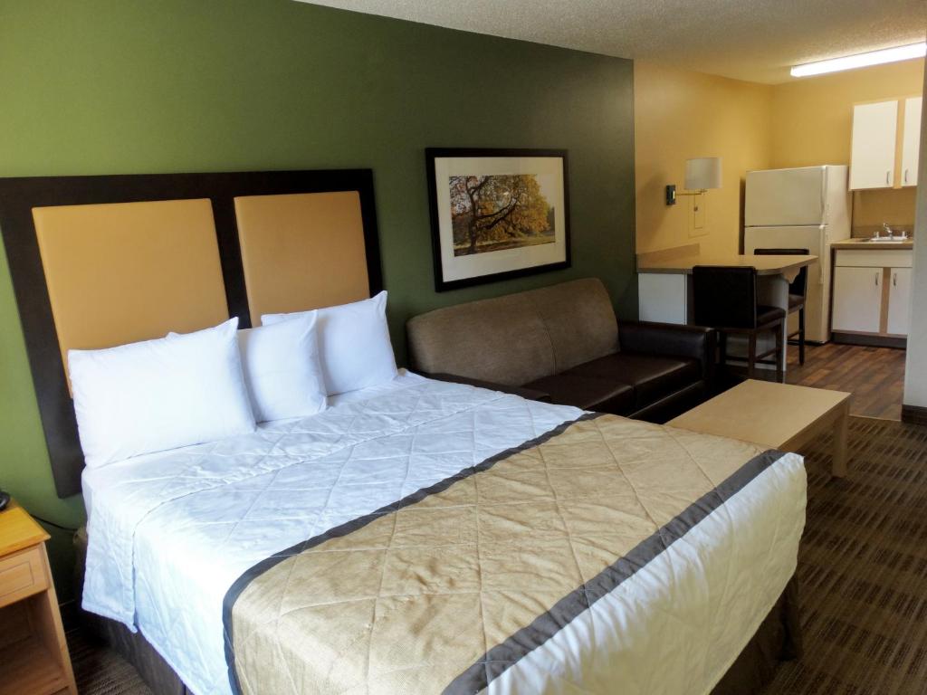 Extended Stay America Suites - Raleigh - North Raleigh - Wake Forest Road Main image 2